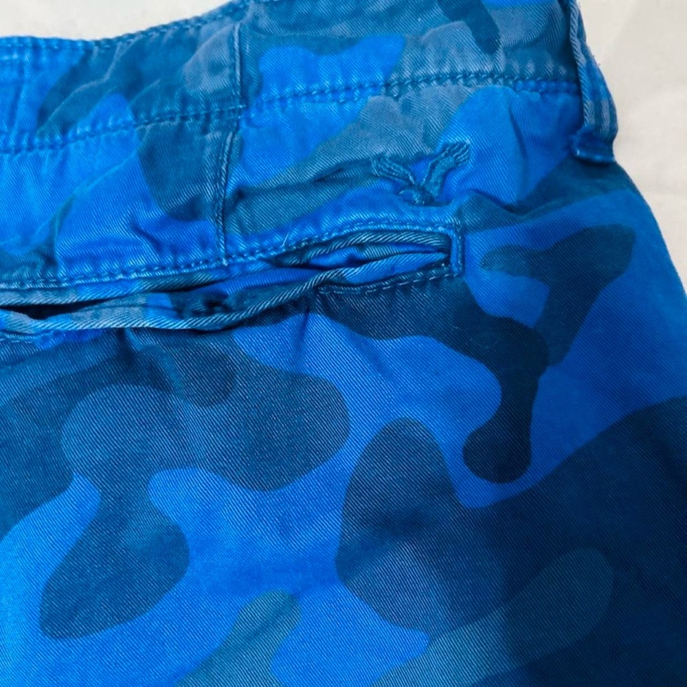 American Eagle Outfitters Blue Camo Cargo Shorts - Picture 7 of 8